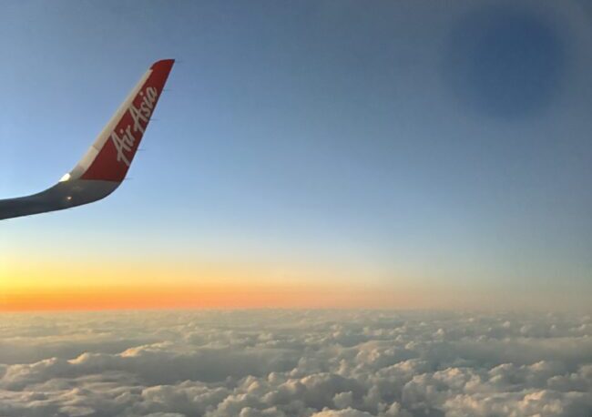AirAsia台湾路線の機内から見た空