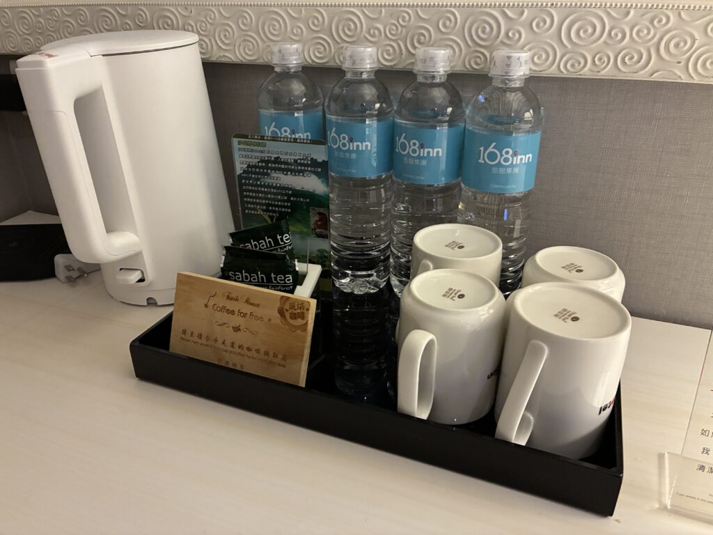 Stay Inn 2客室の無料ミネラルウォーター