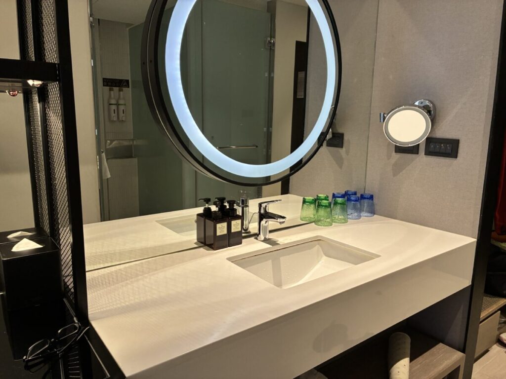 シーザーメトロ台北の洗面台