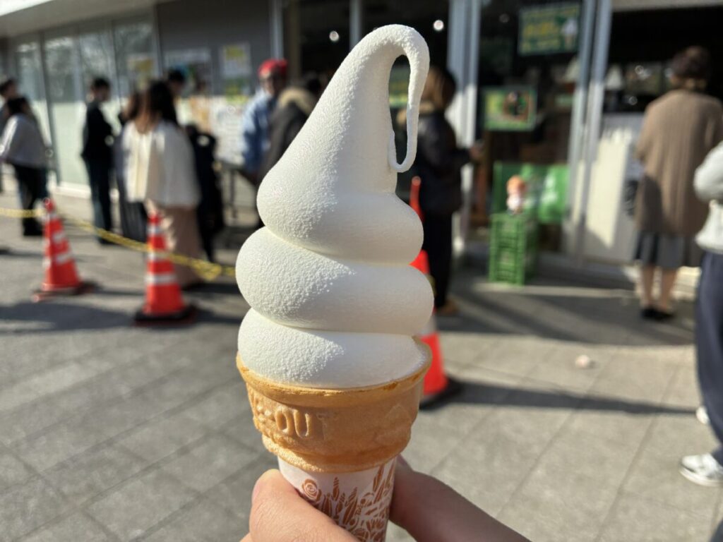 みどりマザーランドの濃厚ミルクソフトクリーム