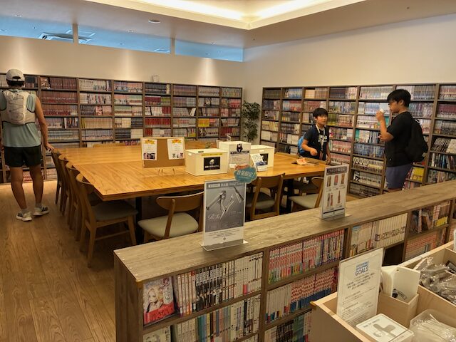 レフ熊本のMANGA Libraryと漫画コーナー